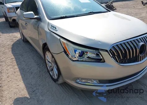 2015 Buick Lacrosse Leather z USA, uszkodzony, nr VIN 1G4GB5G3XFF112991